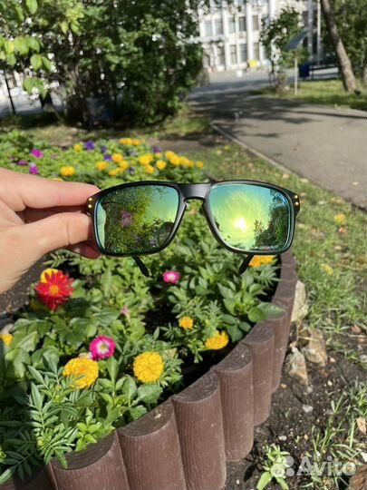 Солнцезащитные очки Oakley Holbrook Black/Yellow