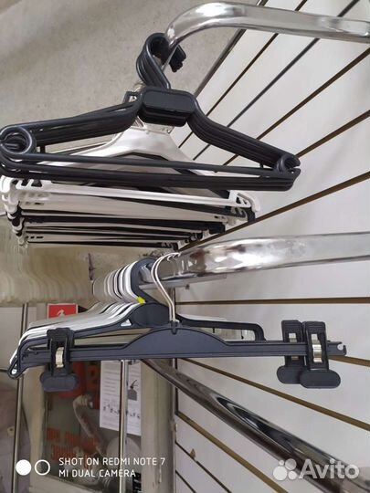 Плечики для платьев, блузок, юбок, брюк и верхней