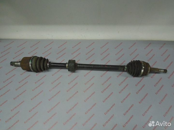 Nissan 39100-BN815 Вал приводной правый