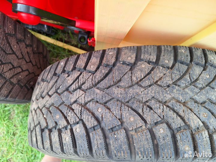 Pirelli Formula Ice 215/60 R17 100T