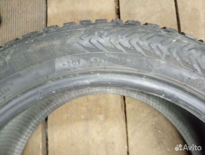 Nokian Tyres Hakkapeliitta 8 225/50 R17 94T