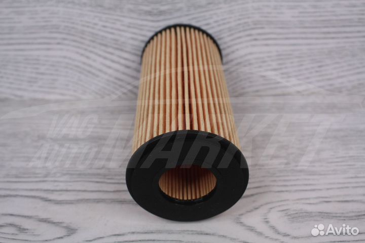Масляный фильтр 2,0 TSI Skoda Octavia A7