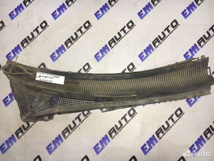 Решетка стеклоочистителя правая Мазда 6 GG