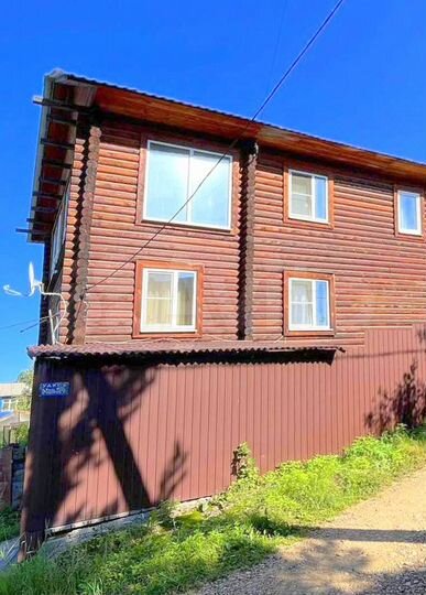 Коттедж 183 м² на участке 8,9 сот.