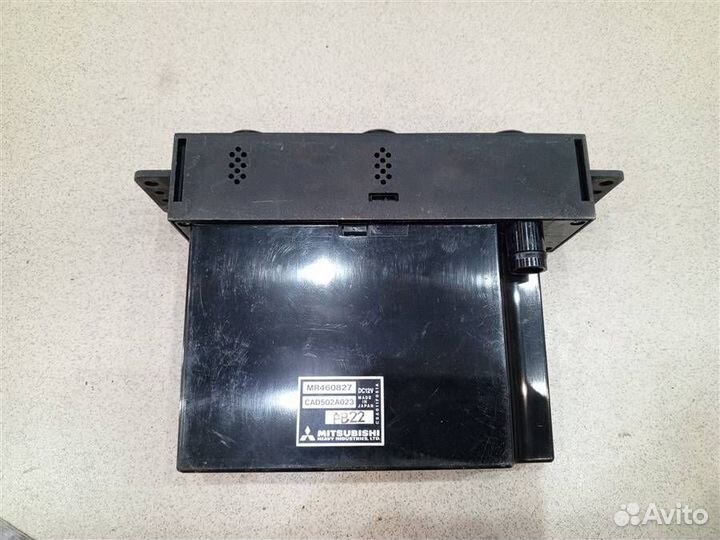 Блок управления отопителем Mitsubishi Pajero iO 1