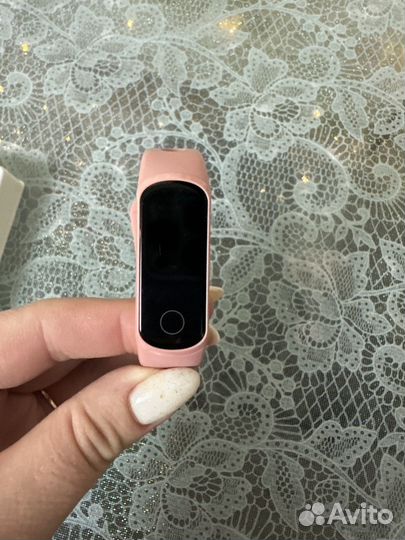 Фитнес браслет honor Band 5i