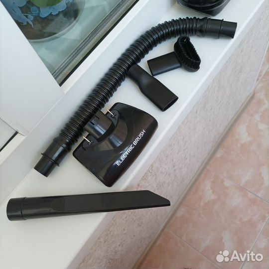 Автомобильный пылесос vitek