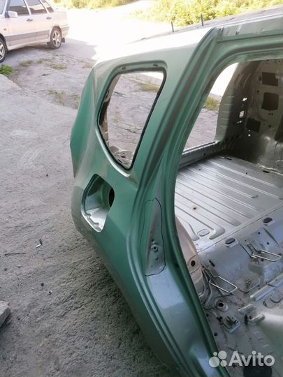 Крыло заднее Renault duster Прав