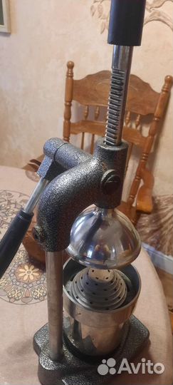 Соковыжималка пресс для граната и цитрусовых