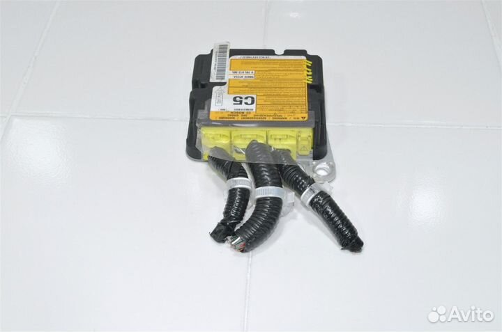 Блок управления AIR BAG Nissan Pathfinder R52