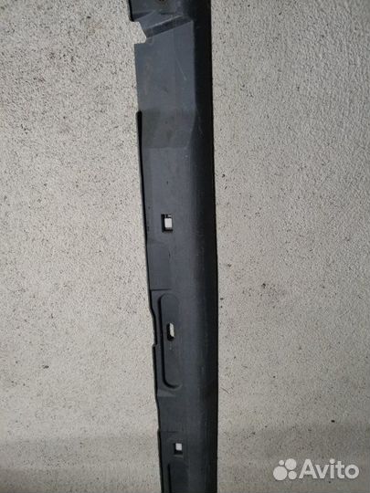 Накладка на порог наружная левая Ford Focus 2