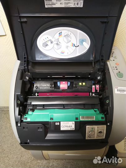 Принтер HP Color LaserJet 2550n лазерный сетевой