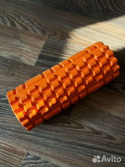 Массажный МФР валик для фитнеса и спины