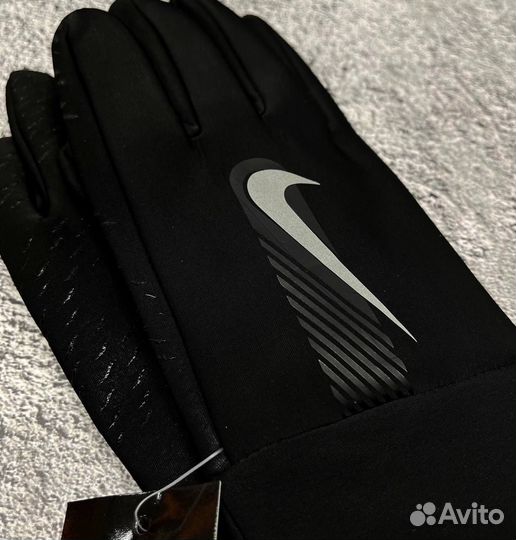 Перчатки Nike: готовься к зиме