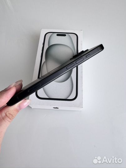 iPhone 15, 128 ГБ