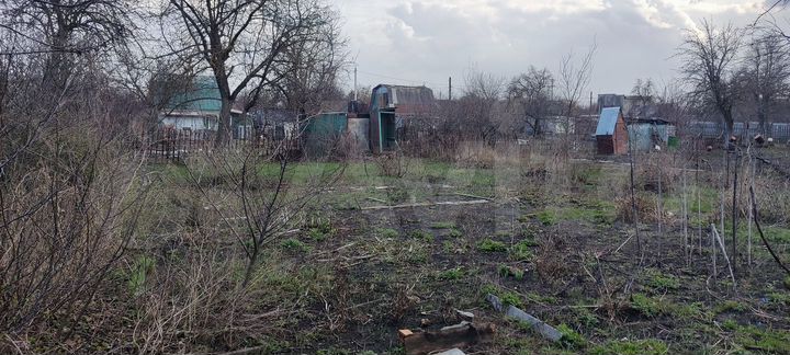 Дача 21,3 м² на участке 6 сот.