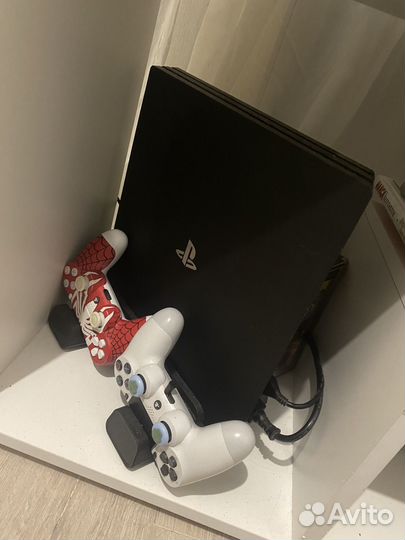 Sony playstation 4 pro 1tb