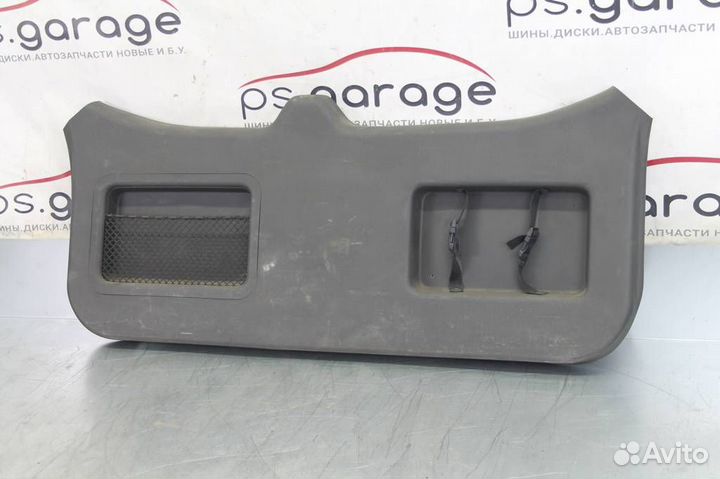 Обшивка двери багажника Nissan Pathfinder R51