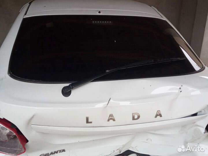 Заднее лобовое стекло на granta лифтбэк