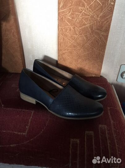 Туфли кожаные новые 40 размер