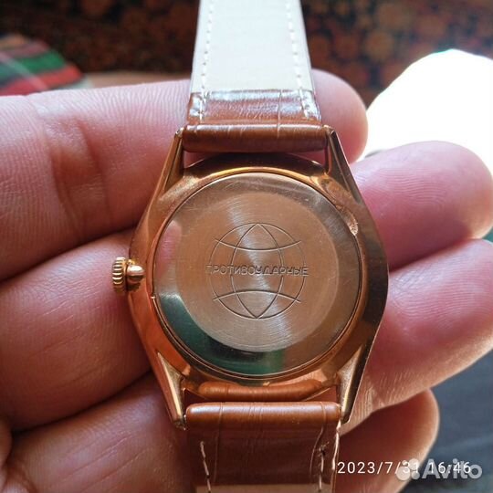 Часы 50 лет октября СССР