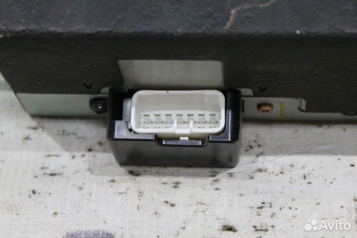 Lexus RX 300 Чейнджер компакт дисков