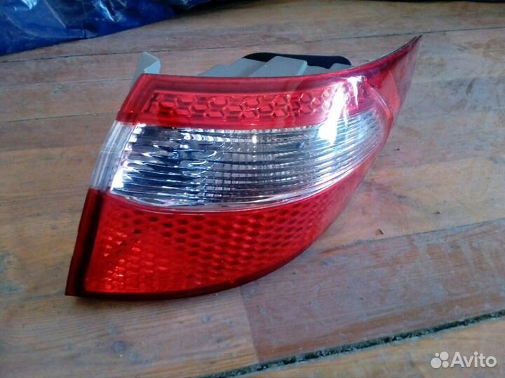 Фонарь задний правый киа рио 10-14г. в