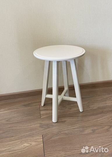 Журнальный столик Икеа белый