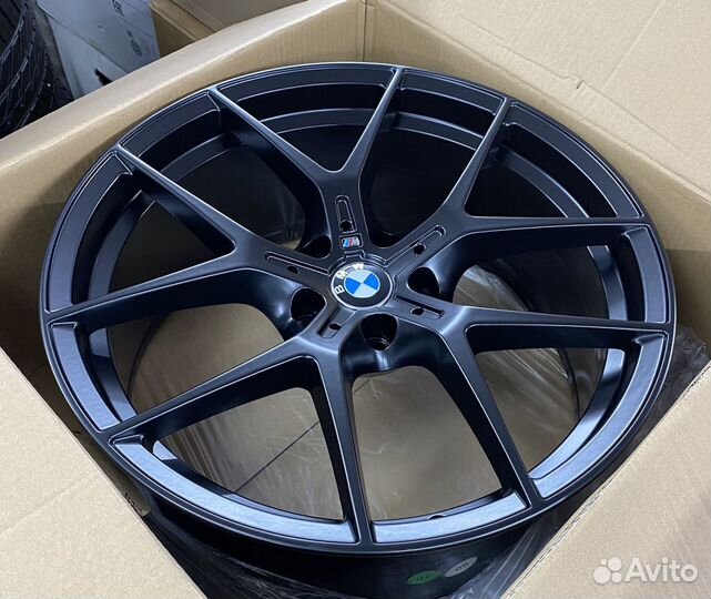 Новые диски R19 BMW G30 G20 Разноширокие