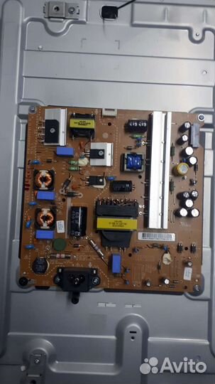 Телевизор LG 42LB631V - разбор