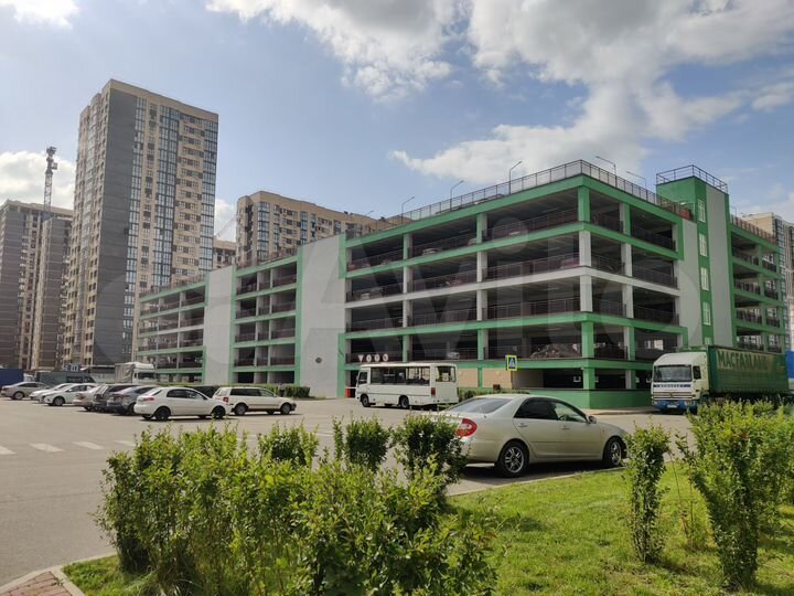 Машиноместо, 13 м²