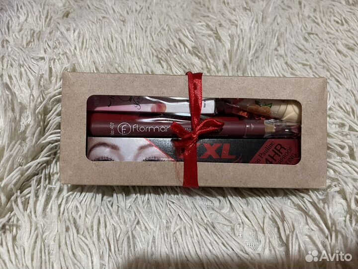 Набор косметики подарочный