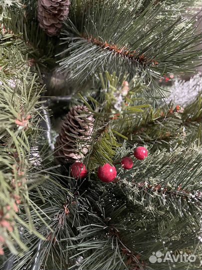 Ёлка искусственная 220