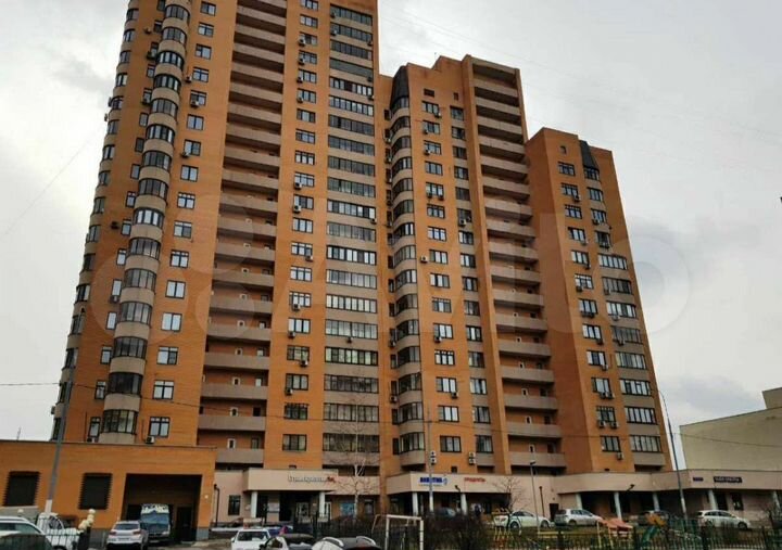 Машиноместо, 14 м²