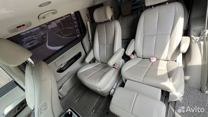 Прокат Kia Carnival на свадьбу