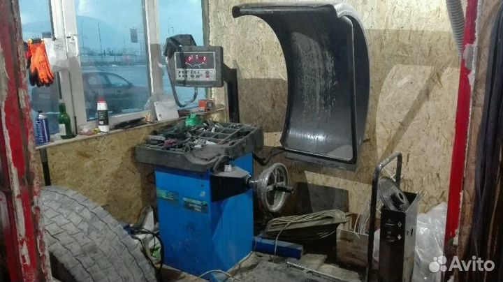 Грузовой и легковой шиномонтаж