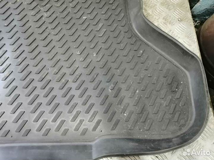 Коврик багажника Хэтчбек Chevrolet Lacetii