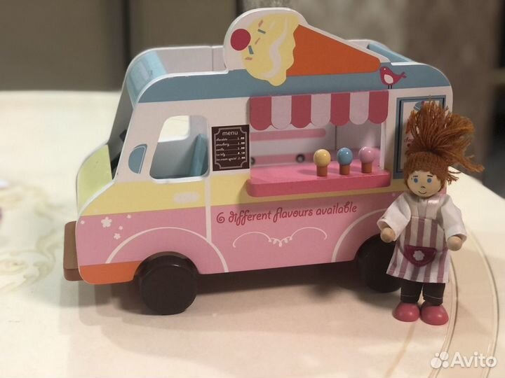 ELC Rosebud Семья, Больница, Фургон, Площадка