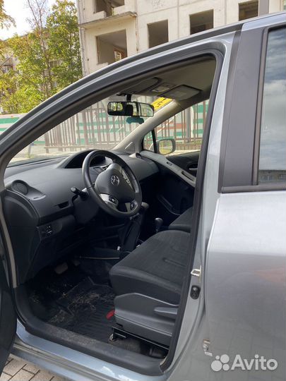 Toyota Yaris 1.3 AMT, 2008, 72 000 км