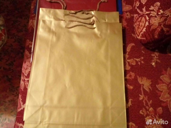 Пакеты подарочные