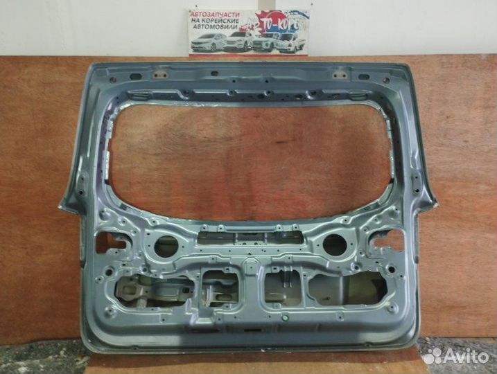 Крышка багажника задняя Hyundai Santa Fe 2005-2012