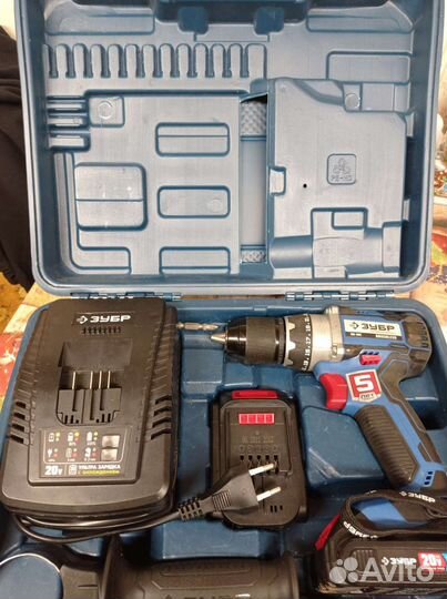 Аккумуляторная дрель