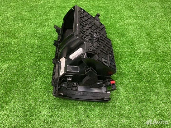 Бардачок Bmw X6 F16 N55B30B 2016