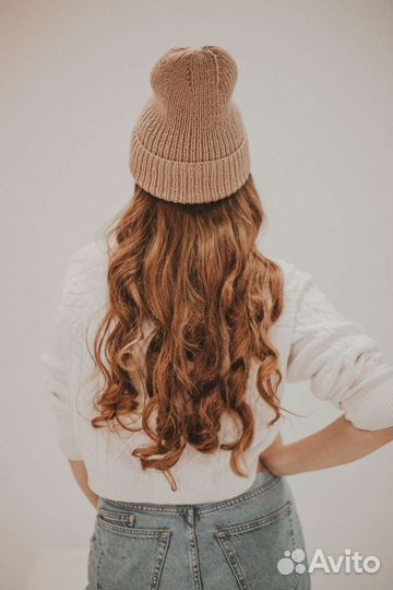 Шапки, береты ручной вязки