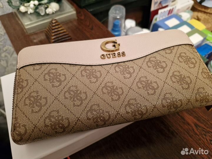 Кошелёк guess