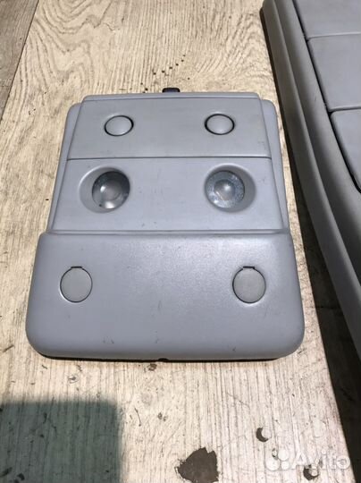 Плафон освещения салона Pajero Sport K90