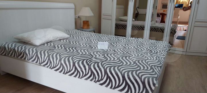 1-к. квартира, 52 м², 1/3 эт.