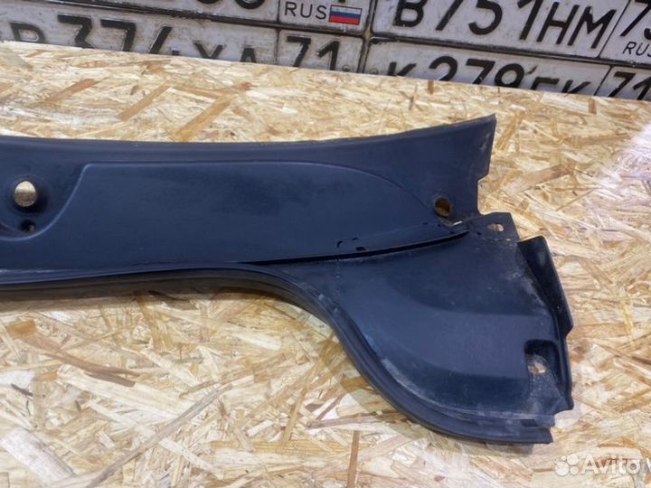 Жабо Renault Megane седан K4M 1.6 2005