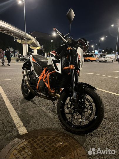 KTM duke 690 R ABS