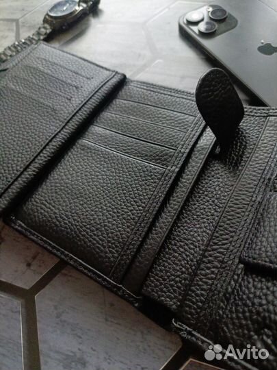 Портмоне из кожи с гравировкой